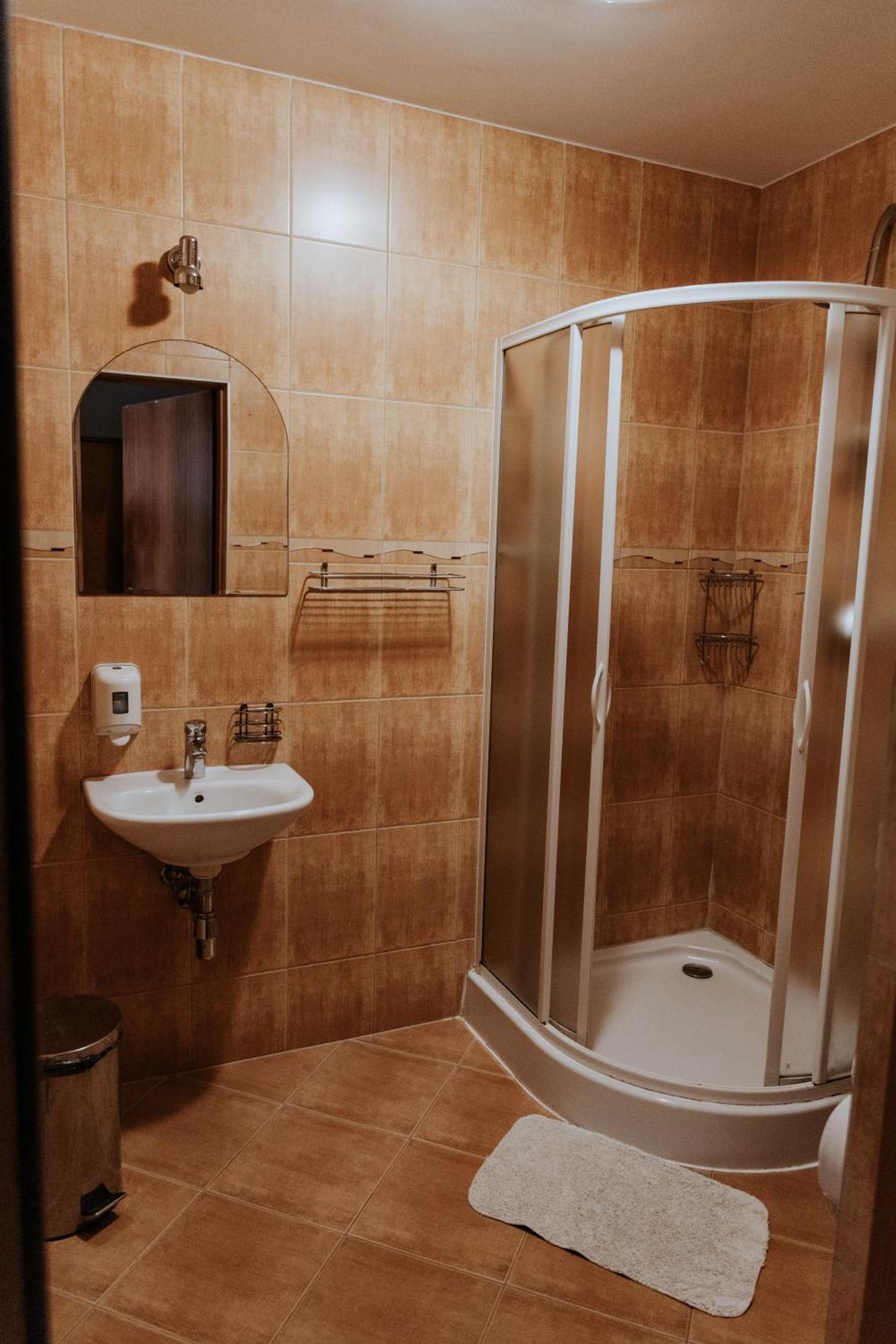 Osrodek Wypoczynkowy Wratislavia Hotel Radzyn Exterior photo